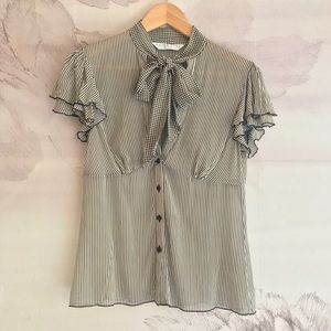 Trina Turk silk flutter sleeve bow blouse size 4